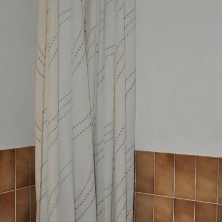 Studio Chatel, 1 Piece, 4 Personnes - Fr-1-693-34 Apartment
